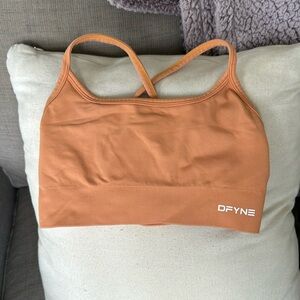 Dfyne Dynamic backless sports bra size xs